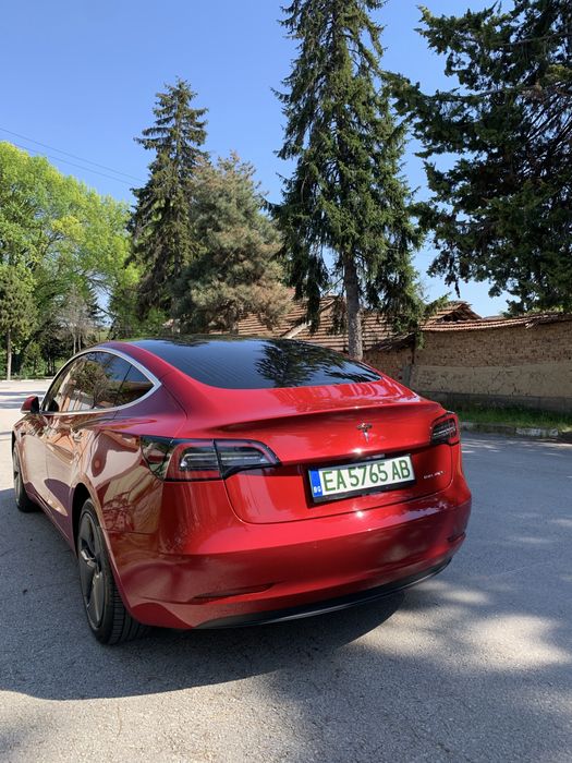 Tesla model 3 Long Range