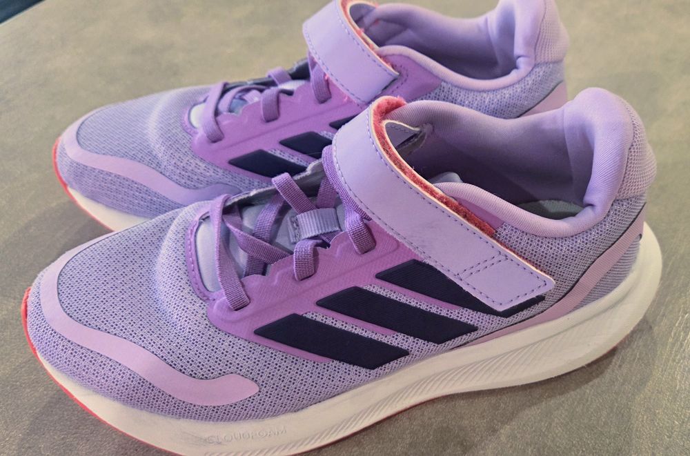 Маратонки Adidas