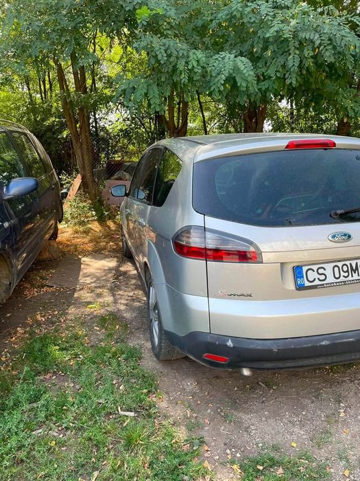 Ford s max mai multe detalii privat