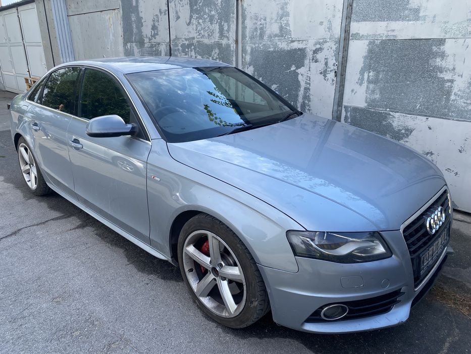 Ауди А4 b8  2.0tfsi на части 211 кс