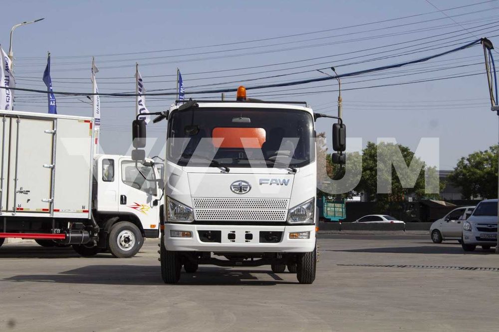 FAW Tiger V Kanallarni tozalash mashinasi (Ассенизатор, Гавновоз) 6 m³