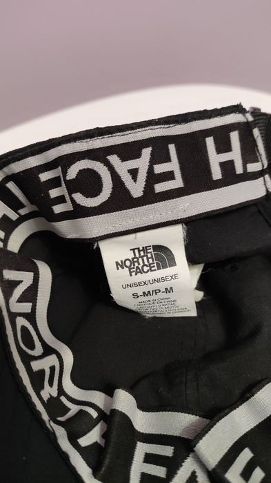 The North Face S size шапка с козирка