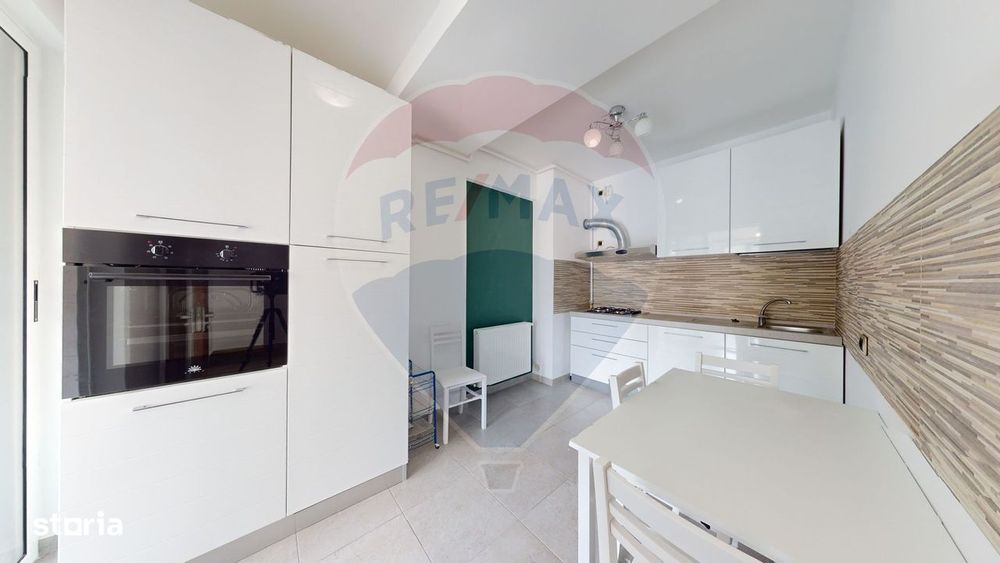 Zona Tractorul| 70 Mp Utili | Loc De Parcare | 2 Camere