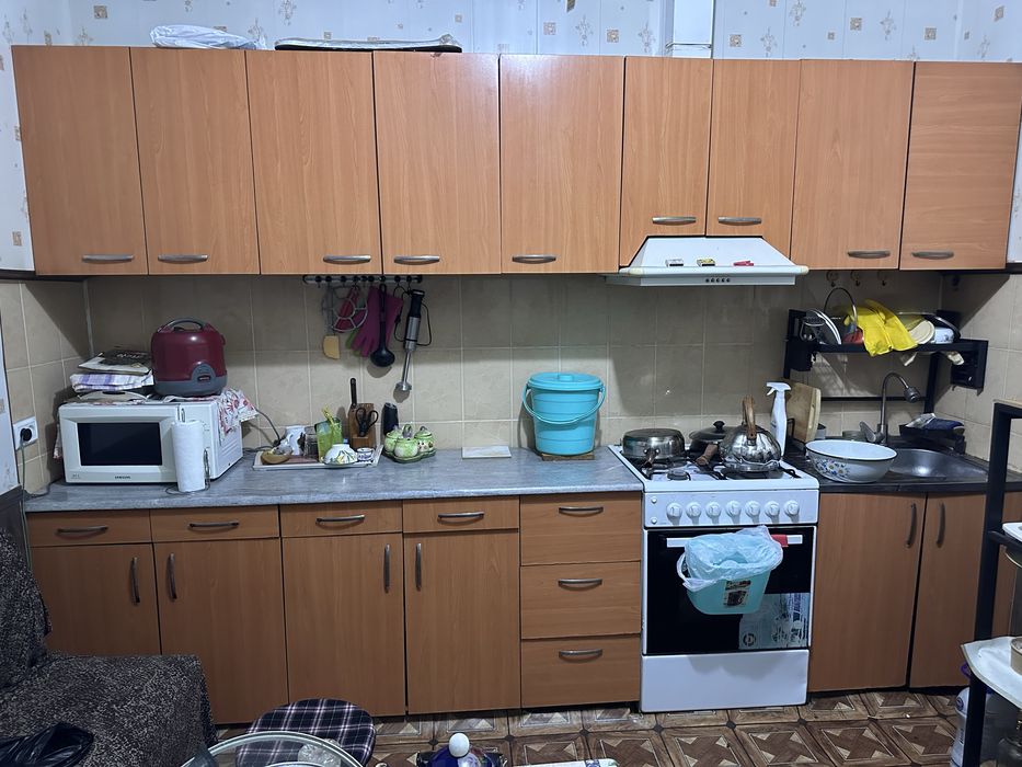 Продается кухонный гарнитур