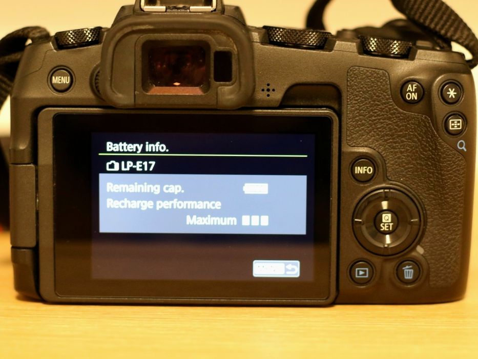 Canon Eos RP + 24-50 Stm обектив Full frame