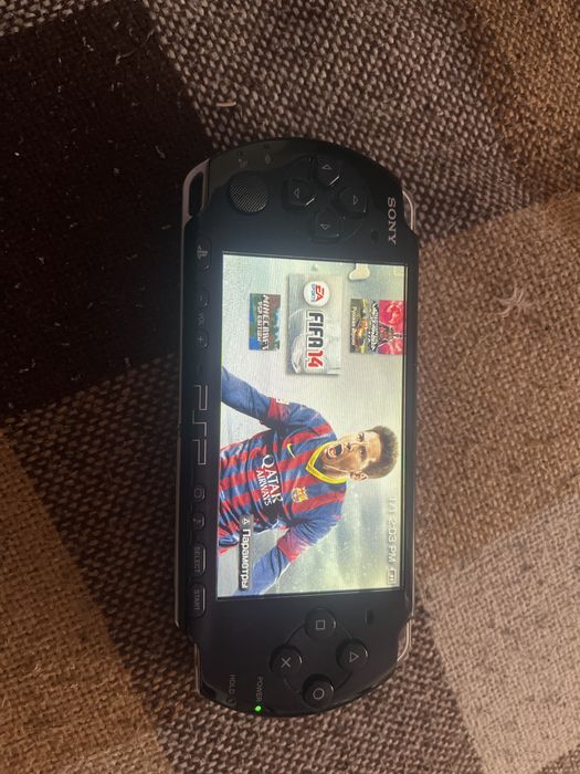 Psp 3001 на 8gb.