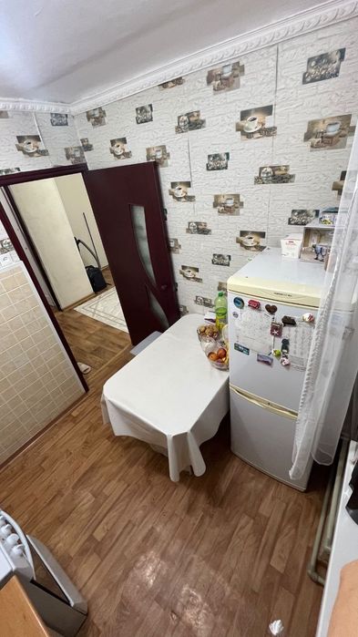 Продаю квартиру на западе
