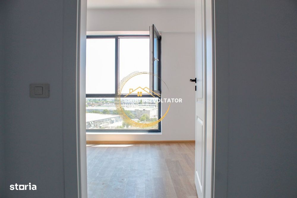 Decomandat Mare Geam la baie Parcare 12minute de metrou Teclu Ikea — fotografia 3