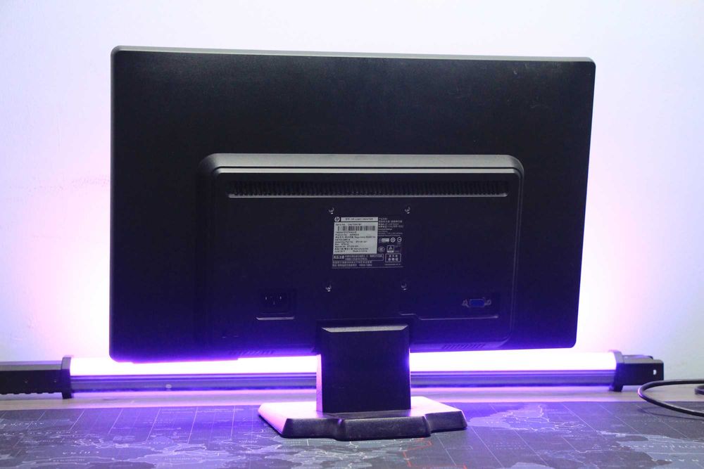 HP monitor 20" arzon narxda kabellari bilan