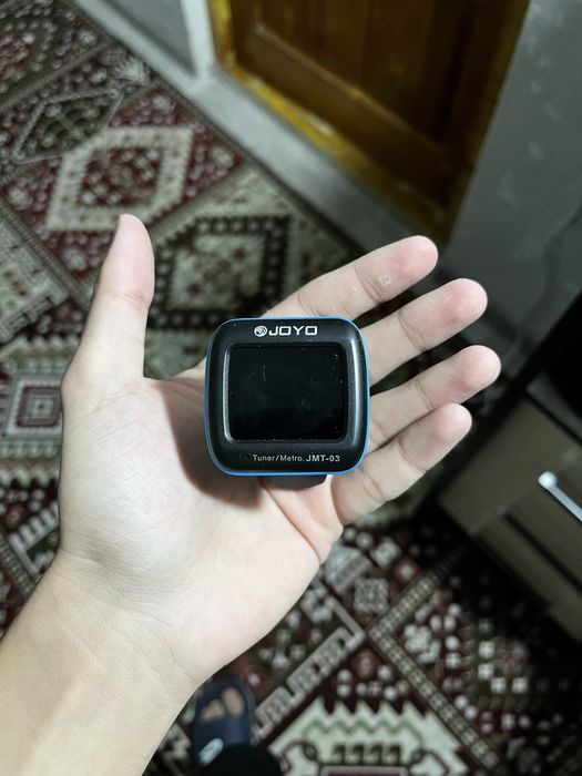 Продам новую электрогитару