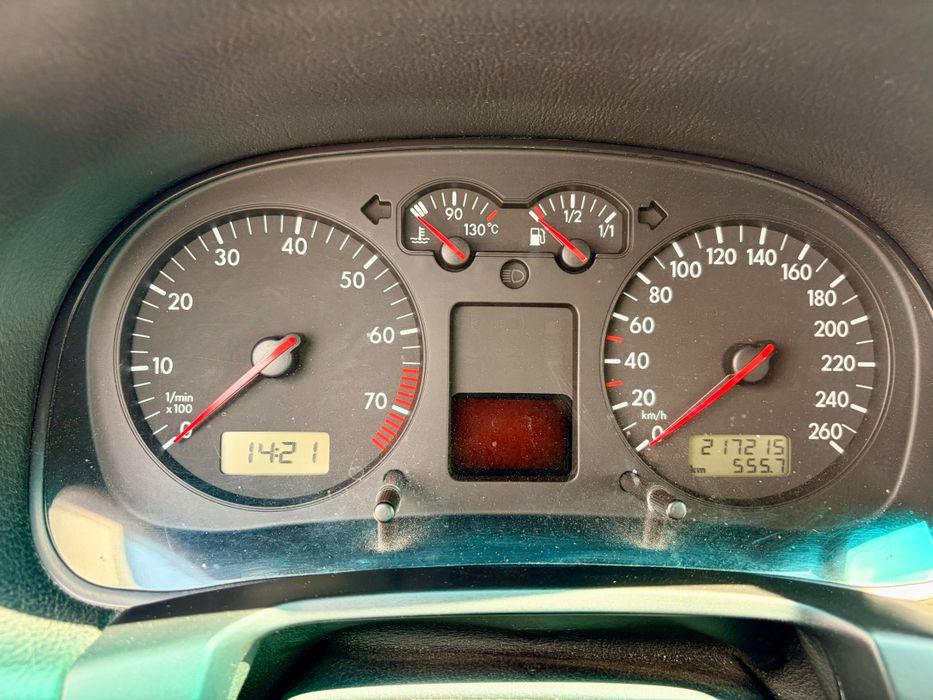 VOLKSWAGEN Golf 2001 — imagine 4