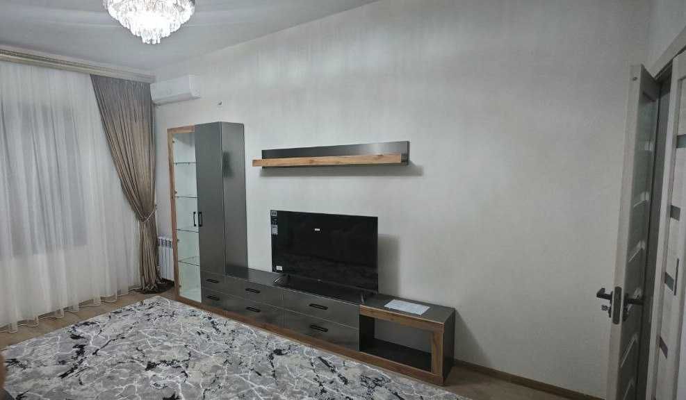 Сдаётся квартира на ТЦ Мега Планета 2-ком р-н Юнусабад-11 кв
