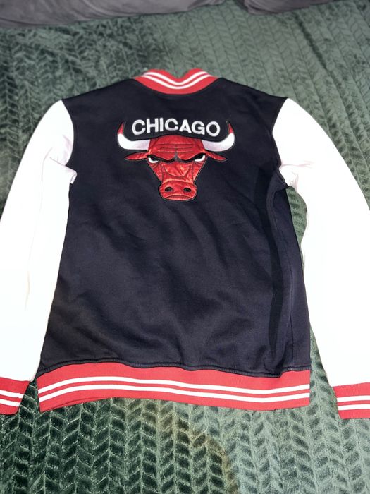 Geacă varsity Chicago Bulls – unisex, stil retro