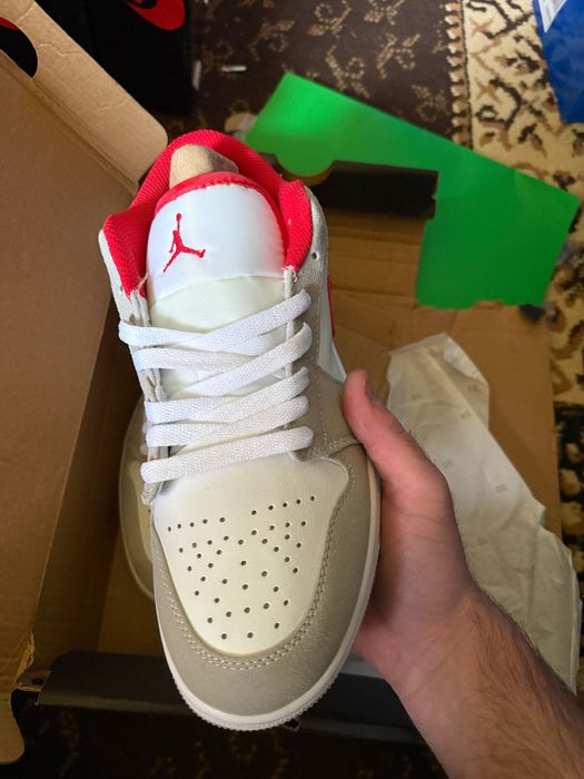 Jordan 1 Low Smoke Grey marimea 41 si 42