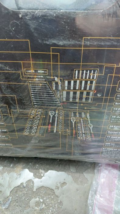 Чемодан инструментальный полный