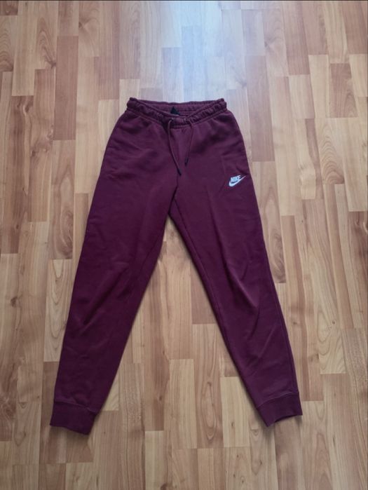 panaloni de trening nike