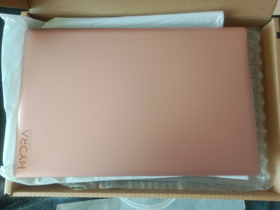 Ноутбук Hydra для учебы работы