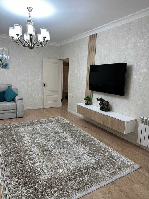 Продаю! Своя!Дархан, 4 комнатная квартира, центр.