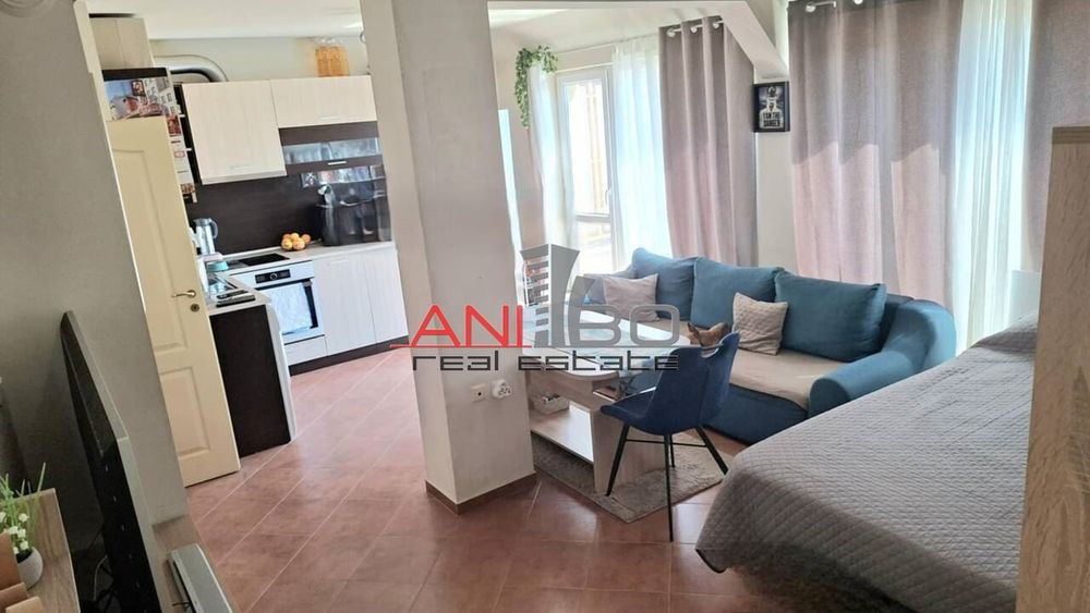 Продава се Едностаен апартамент в Варна, Цветен квартал - 49 кв.м за 2419 €/кв.м - Снимка #1