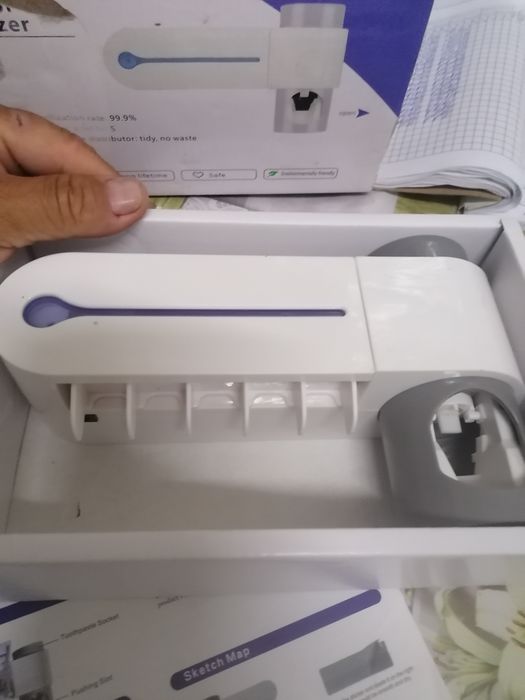 Sterilizator de periuțe dinții
