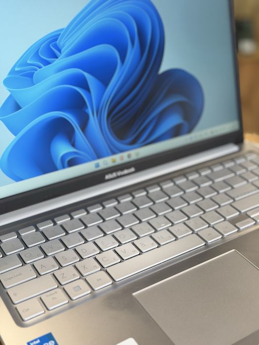 ASUS VivoBook ноутбук / PhoneLab