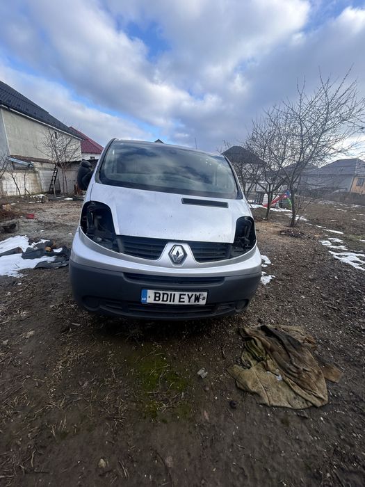 Piese de renault trafic  2011