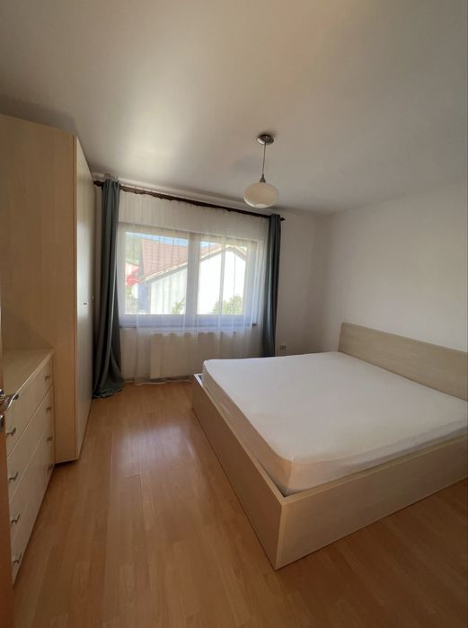 Inchiriez casa Bunloc