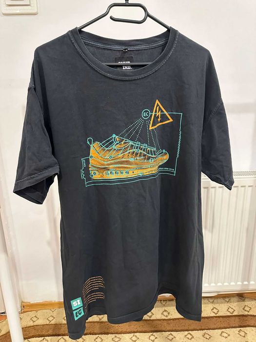 Tricou Electric Castle & Sneaker Industry