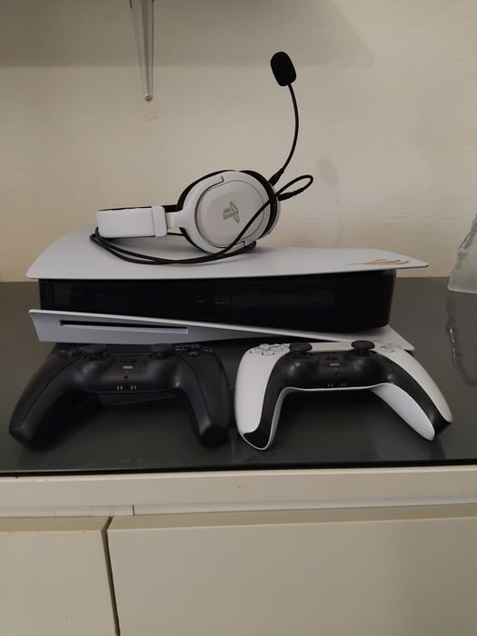 Joc  video  cu accesorii