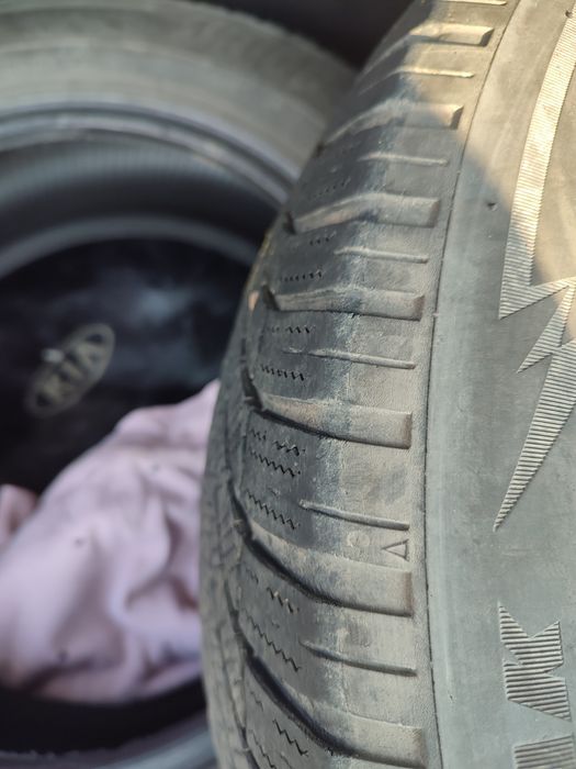 4 бр. Зимни гуми Bridgestone 195/65/15