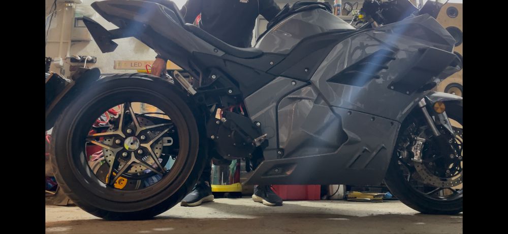 Электромотоцикл пневмоподвеска DUCATI 8 кВт  Документ