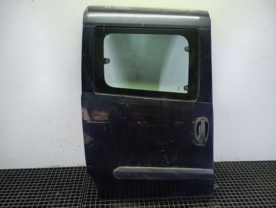 Usa culisanta Fiat Doblo 2 (2009 - 2015)