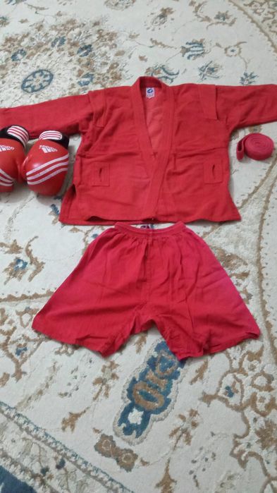 Продаю кимано б/ для подросков