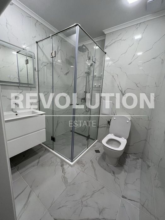 Дава се под наем Тристаен апартамент в Варна, Победа - 120 кв.м за 1200 € - Снимка #5