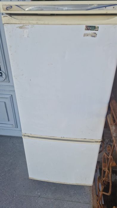 Б/у холодильник сатылады