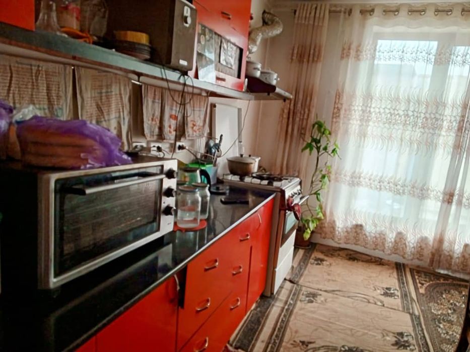 Продается 2-этажный дом