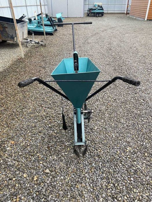 Semanatoare manuala plantator manual pentru ceapa arpagic usturoi