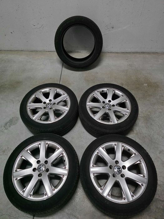 Set 4 Roti Vw - Jante Originale Aliaj cu Anvelope Michelin de Vara - 235 45 R17 Volkswagen