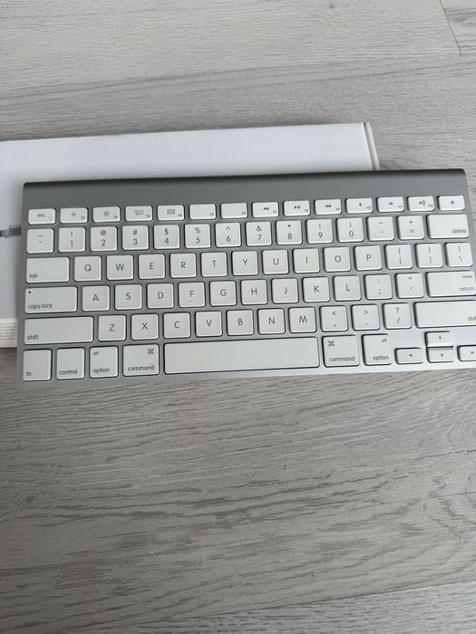 Apple Wireless Keyboard A1314 (оригинал) в коробке