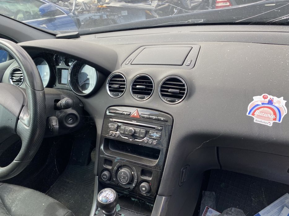 Oglindă stânga electrică cu rabatare Peugeot 308  2012