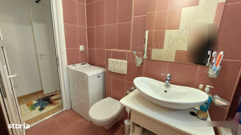 Gojdu etajul unu, excepțional, 3 camere și garaj la scară.