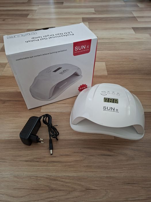 Професионална UV/LED лампа за маникюр SUN X – 54W