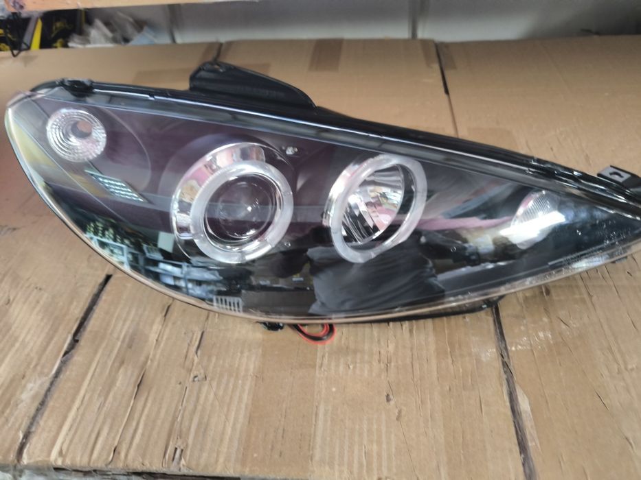 Фарове Пежо 206 Лед Тунинг нови тъмни Peugeot 206 Led angle eyes Черни