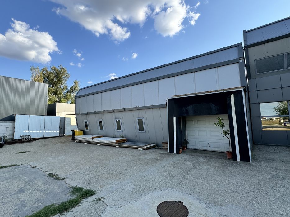 Vand hale de productie si cladire de birouri Carcea Str. Aeroportului