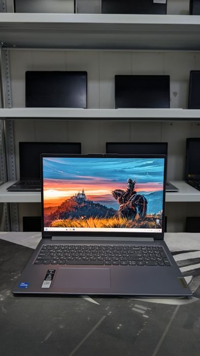 Ноутбук Lenovo IdeaPad Slim 3