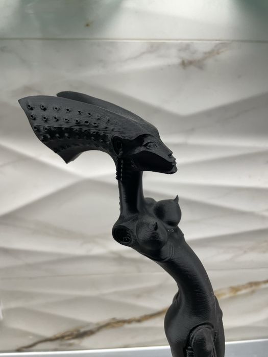 Statuie 3D printed inspirata de HR Giger 47cm