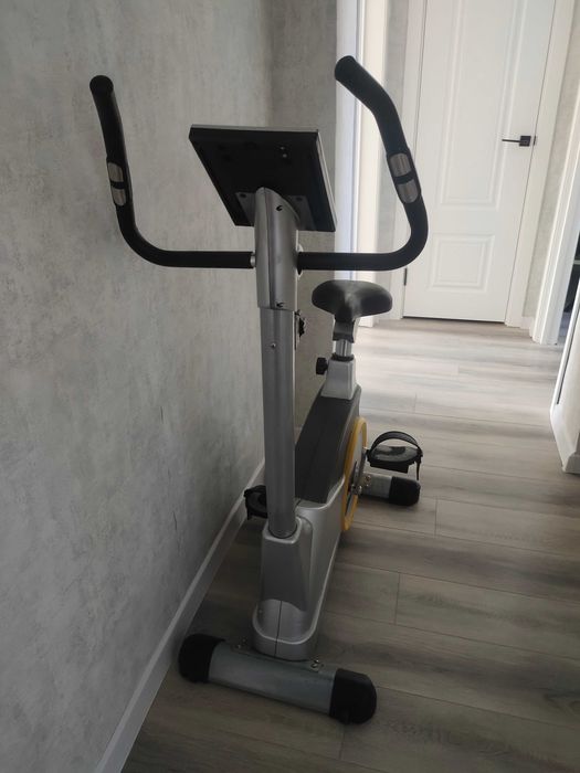 Тренажер велосипед