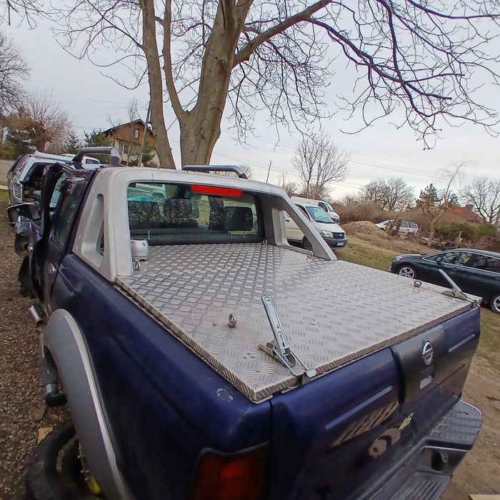 Nissan navara 2.5 133k.c