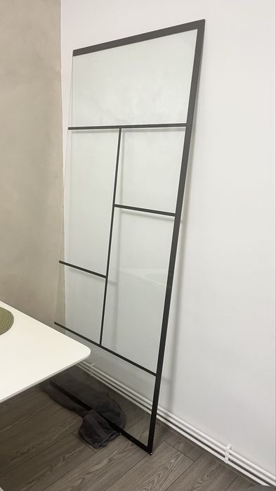 Perete dus walk-in Sensea