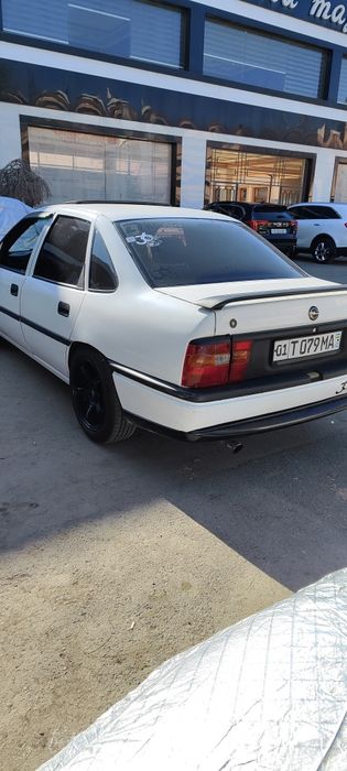 Продается Опель вектра а в хорошем состоянии, полностью на ходу